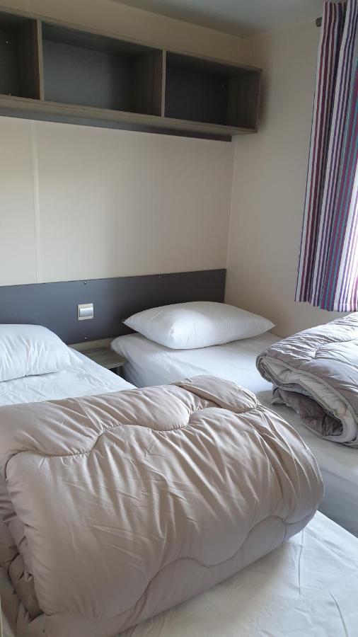 Mobil Home 6-8 Places Parcelle 4 Climatise Biville-sur-Mer Eksteriør billede